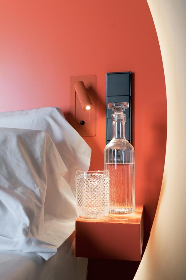 Chic & Basic Dot Hotel Madri Exterior foto